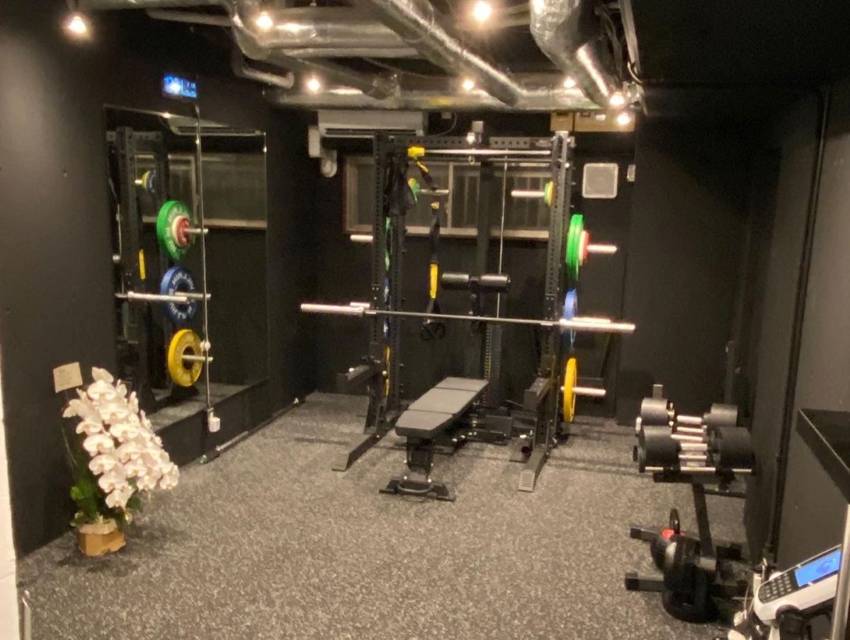 EAGLE BASE五反田店